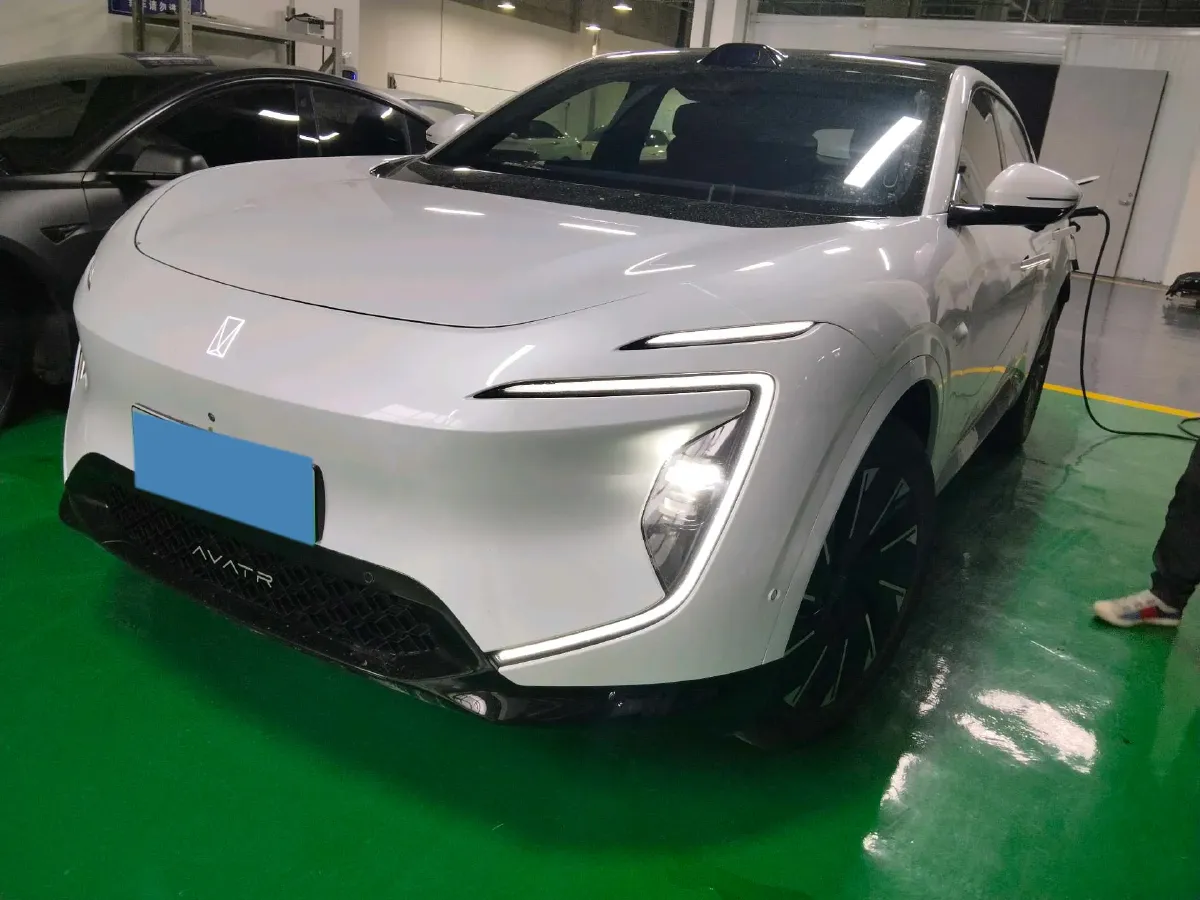 2024 Avatr 07 1.5T 156HP L4 REEV 39.05KWH,autocango,china used car exporter,china ev exporter,chinese used car exporter,chinese used ev exporter