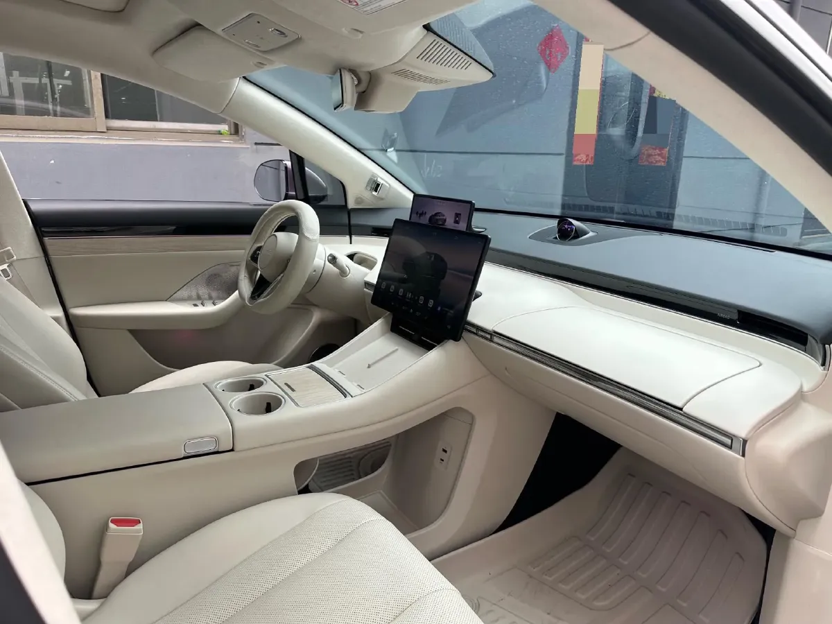 2024 Luxeed S7 BEV 100KWH,autocango,china used car exporter,china ev exporter,chinese used car exporter,chinese used ev exporter