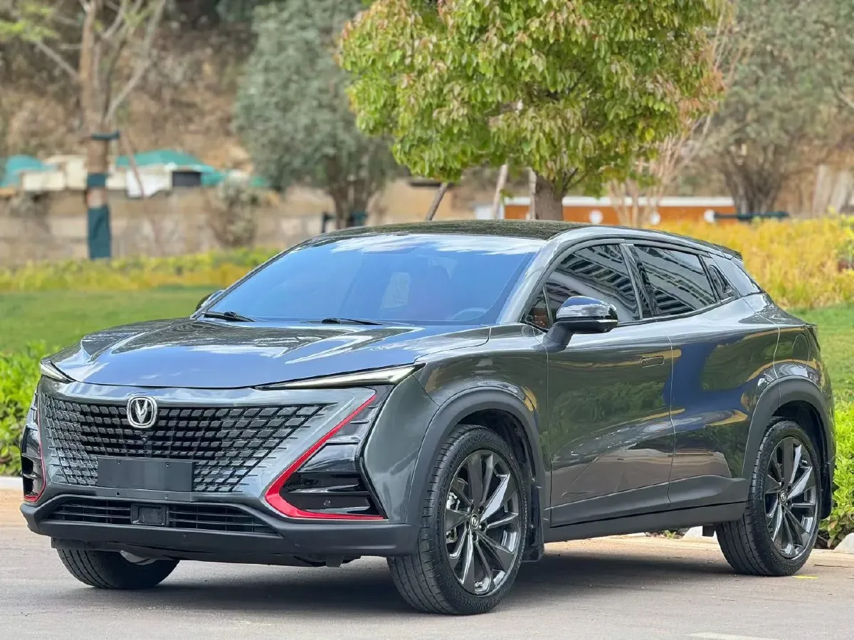 2021 ChangAn UNI-T 1.5T 180HP L4 7DCT,autocango,china used car exporter,china ev exporter,chinese used car exporter,chinese used ev exporter