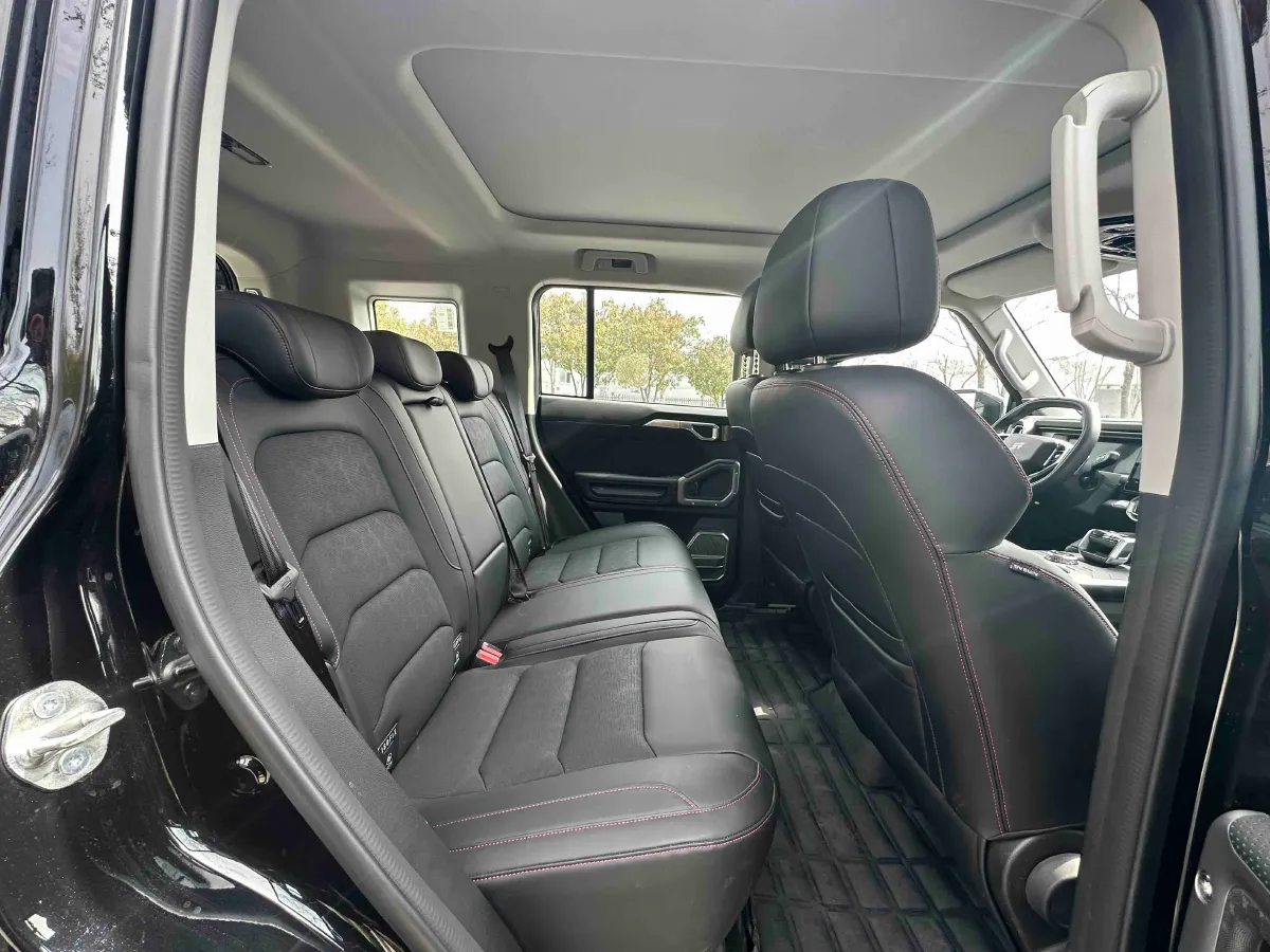 2025 Jetour Traveller 1.5T 184HP L4 7DCT,autocango,china used car exporter,china ev exporter,chinese used car exporter,chinese used ev exporter