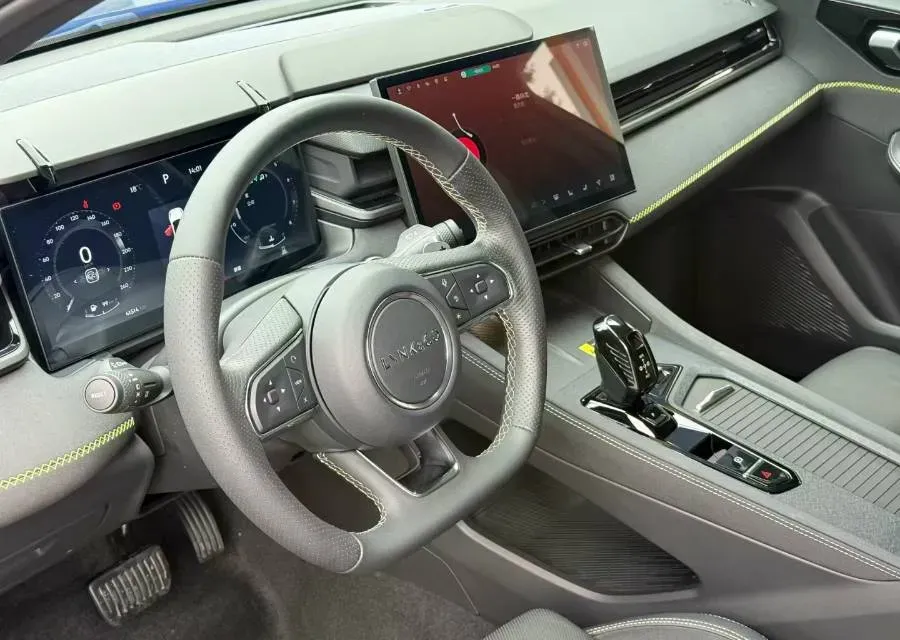 2023 MAXUS G50 1.5T 181HP L4 7DCT,autocango,china used car exporter,china ev exporter,chinese used car exporter,chinese used ev exporter