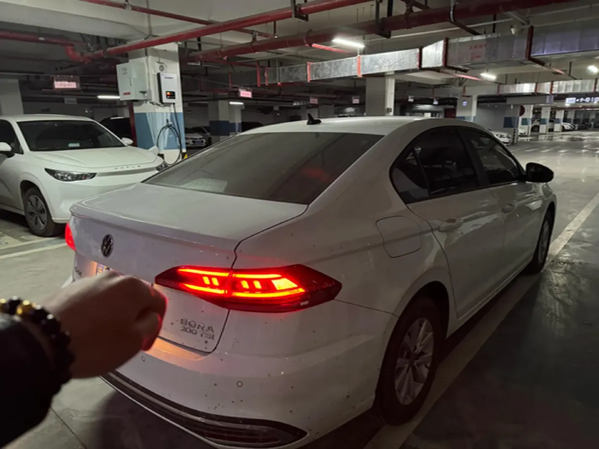 2023 Volkswagen Bora 1.2T 116HP L4 7DCT,autocango,china used car exporter,china ev exporter,chinese used car exporter,chinese used ev exporter