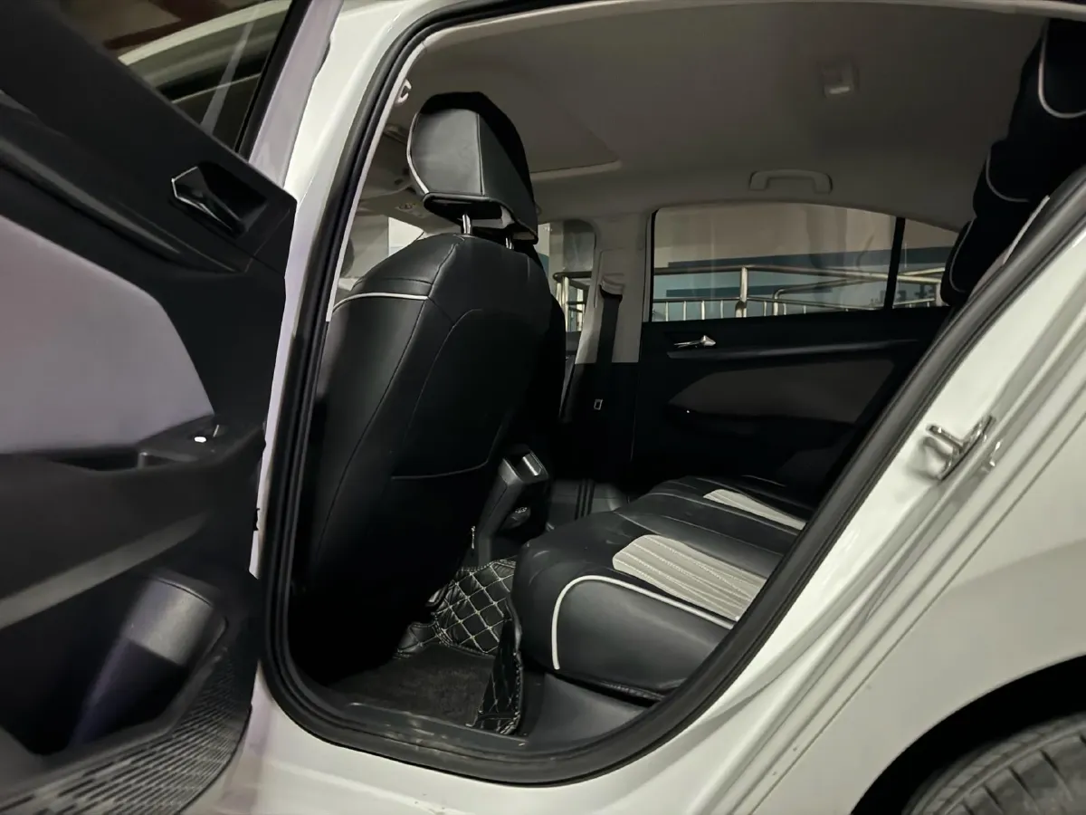 2023 Volkswagen Bora 1.2T 116HP L4 7DCT,autocango,china used car exporter,china ev exporter,chinese used car exporter,chinese used ev exporter