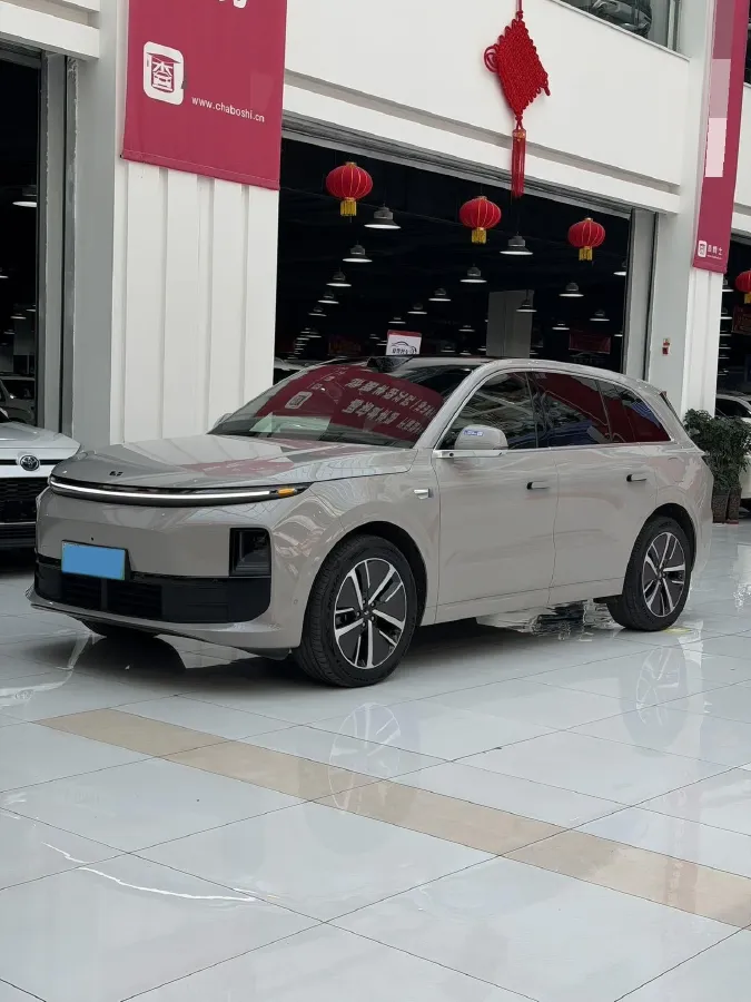 2025 Li L6 Range Extended 154HP L4 REEV,autocango,china used car exporter,china ev exporter,chinese used car exporter,chinese used ev exporter