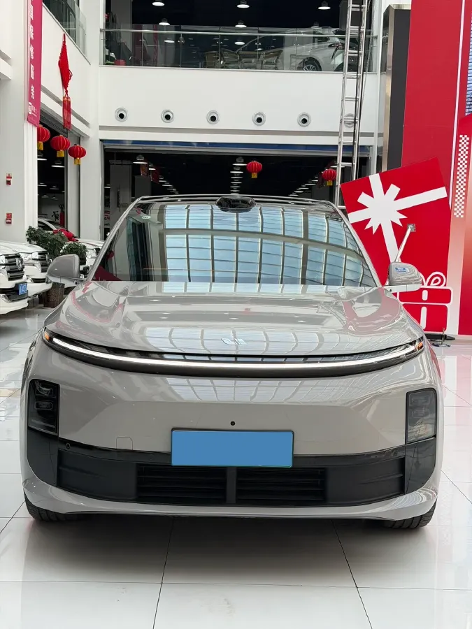 2025 Li L6 Range Extended 154HP L4 REEV,autocango,china used car exporter,china ev exporter,chinese used car exporter,chinese used ev exporter