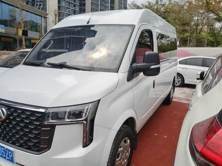 2023 DongFeng DFAC YuFeng 2.0T 136HP L4 6MT,autocango,china used car exporter,china ev exporter,chinese used car exporter,chinese used ev exporter