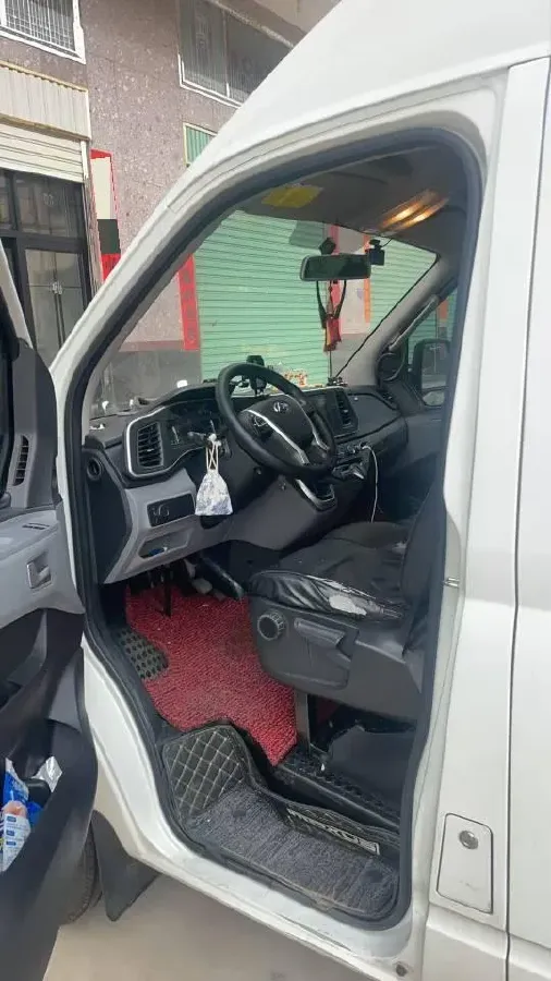 2023 DongFeng DFAC YuFeng 2.0T 136HP L4 6MT,autocango,china used car exporter,china ev exporter,chinese used car exporter,chinese used ev exporter