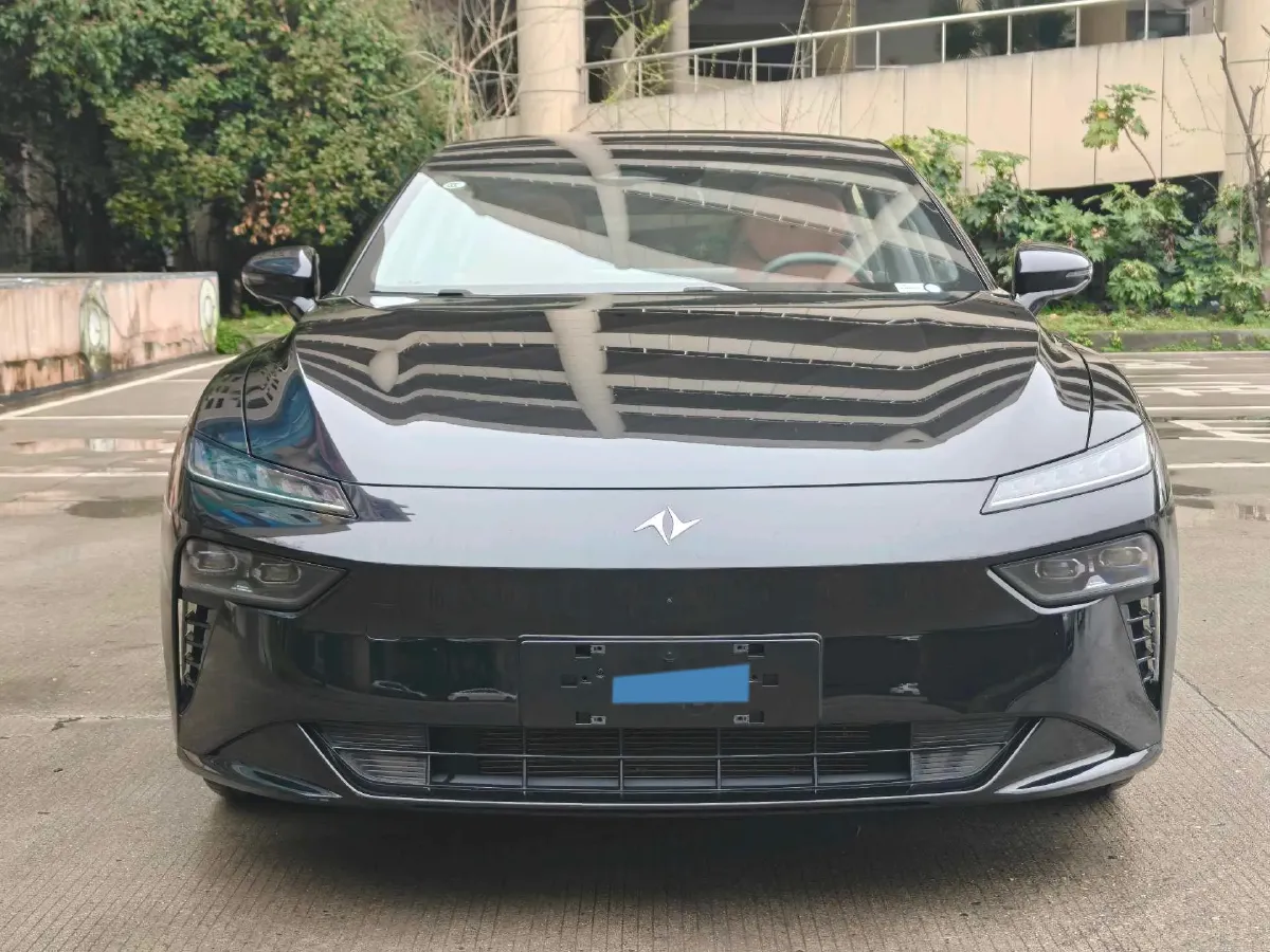 2024 DongFeng eπ eπ007 REEV 105HP REEV 28.4KWH,autocango,china used car exporter,china ev exporter,chinese used car exporter,chinese used ev exporter