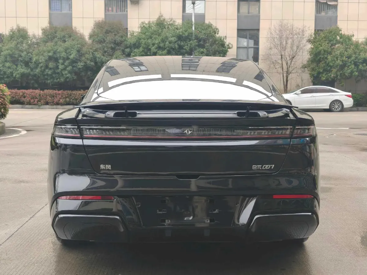 2024 DongFeng eπ eπ007 REEV 105HP REEV 28.4KWH,autocango,china used car exporter,china ev exporter,chinese used car exporter,chinese used ev exporter