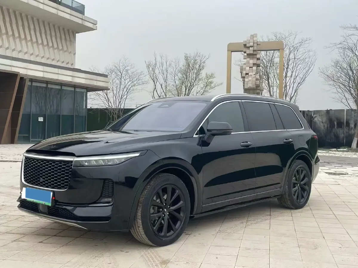 2021 Li ONE Range Extended 131HP REEV 40.5KWH,autocango,china used car exporter,china ev exporter,chinese used car exporter,chinese used ev exporter