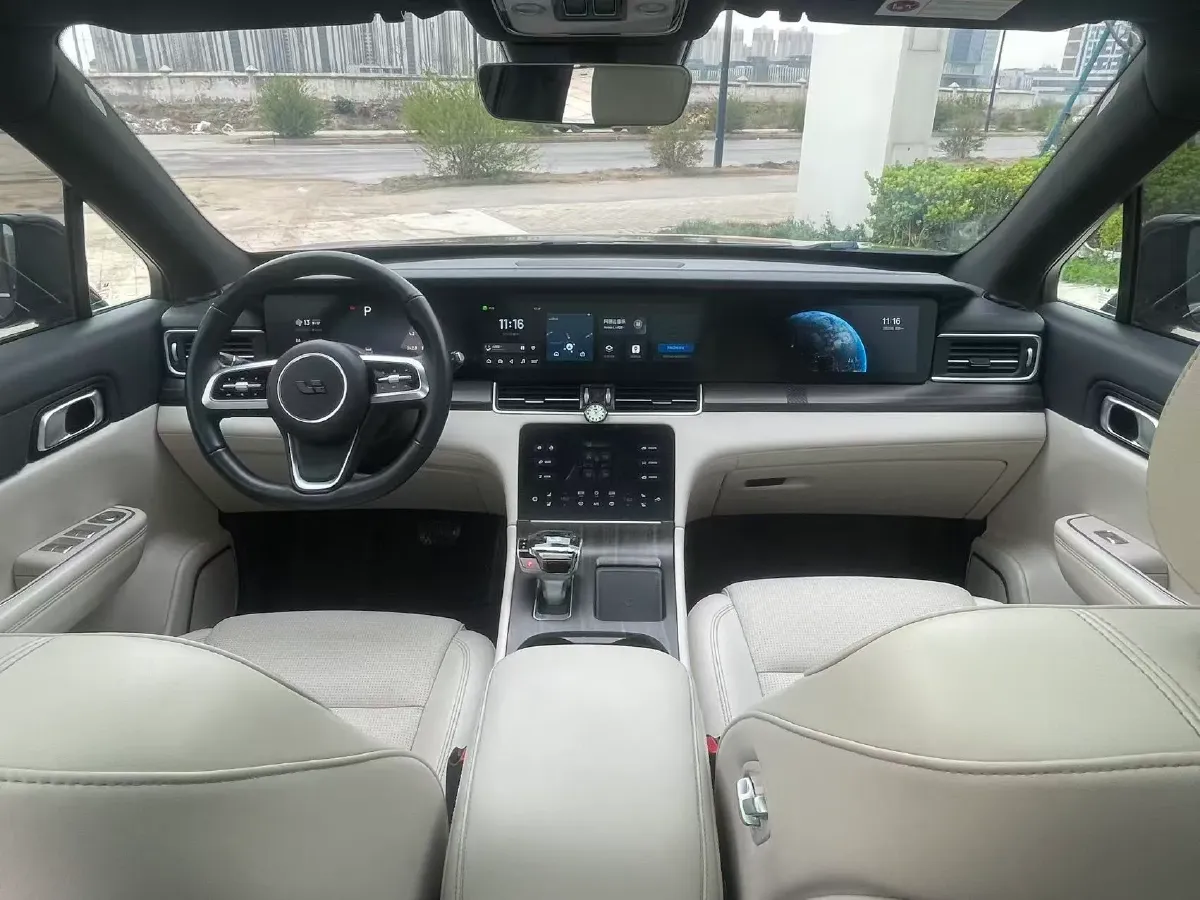2021 Li ONE Range Extended 131HP REEV 40.5KWH,autocango,china used car exporter,china ev exporter,chinese used car exporter,chinese used ev exporter