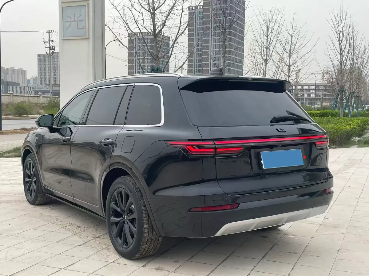 2021 Li ONE Range Extended 131HP REEV 40.5KWH,autocango,china used car exporter,china ev exporter,chinese used car exporter,chinese used ev exporter
