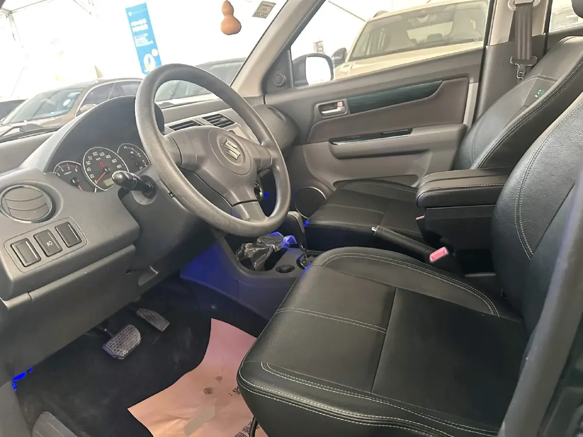 2016 Suzuki Swift 1.5L 103HP L4 4AT,autocango,china used car exporter,china ev exporter,chinese used car exporter,chinese used ev exporter