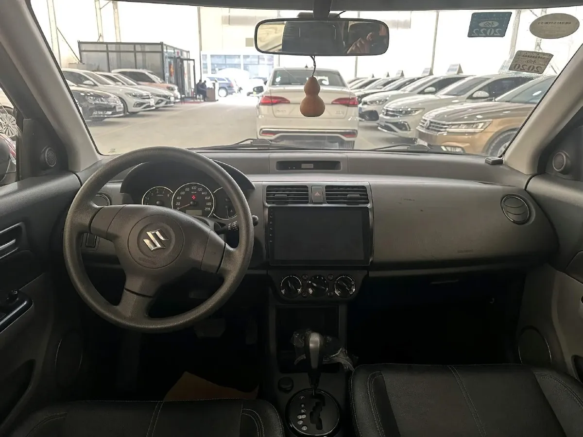 2016 Suzuki Swift 1.5L 103HP L4 4AT,autocango,china used car exporter,china ev exporter,chinese used car exporter,chinese used ev exporter