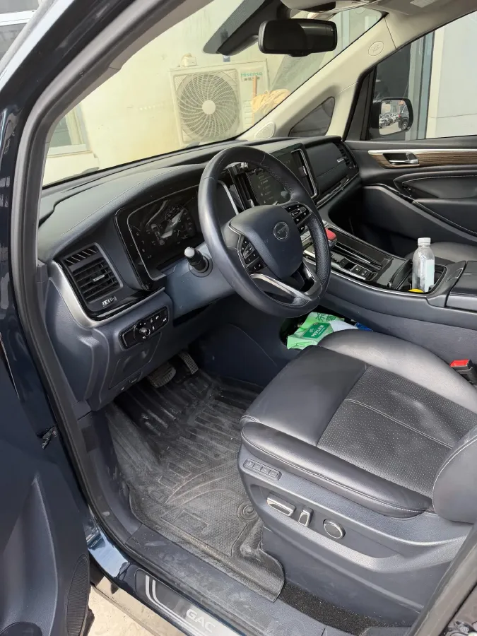 2021 GAC Trumpchi M8 2.0T 252HP L4 8AT,autocango,china used car exporter,china ev exporter,chinese used car exporter,chinese used ev exporter