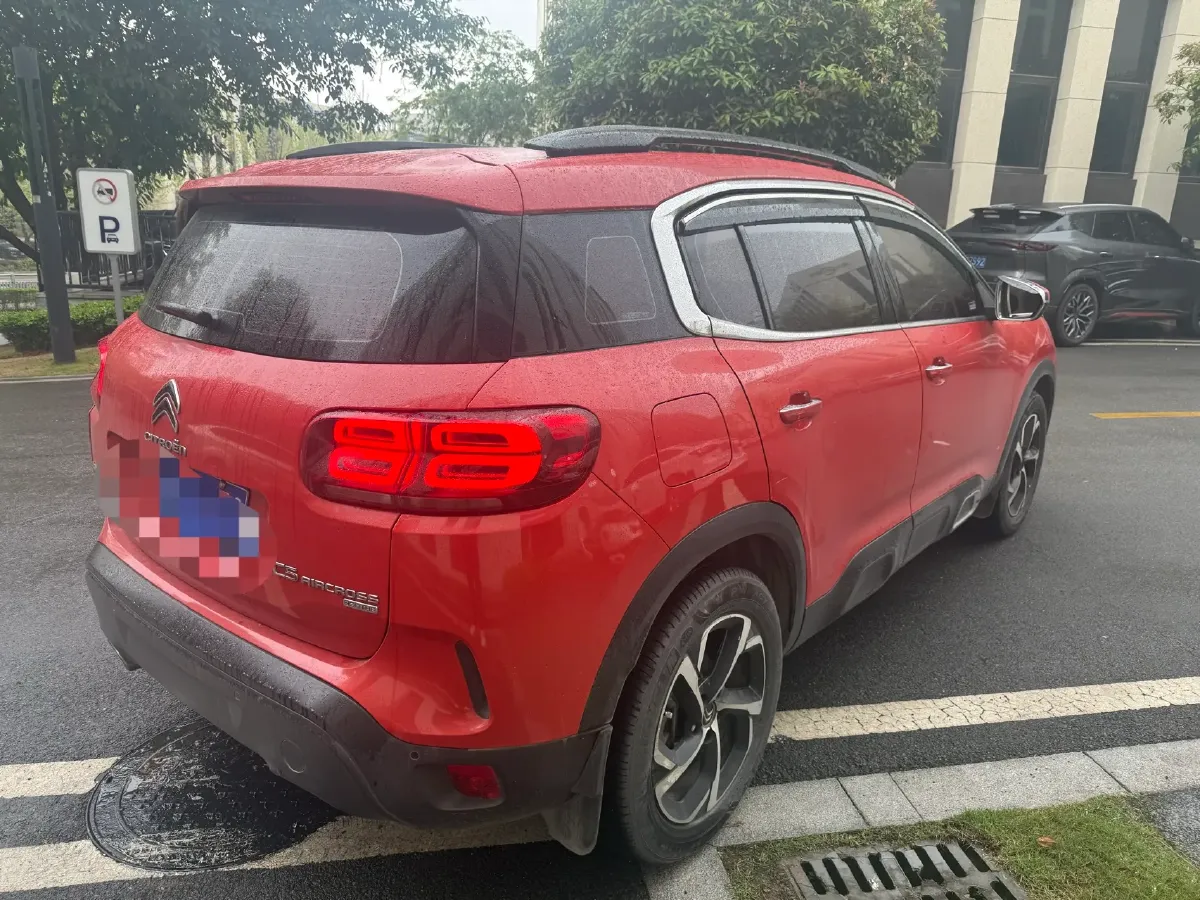 2018 Citroen C5 Aircross 1.6T 167HP L4 6AT,autocango,china used car exporter,china ev exporter,chinese used car exporter,chinese used ev exporter