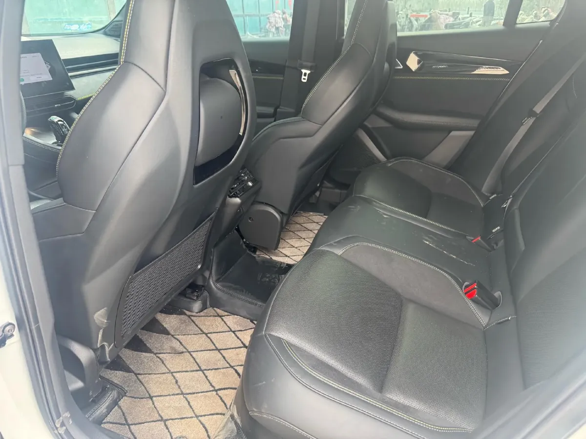 2025 LYNK&CO 03 1.5T 181HP L4 7DCT,autocango,china used car exporter,china ev exporter,chinese used car exporter,chinese used ev exporter