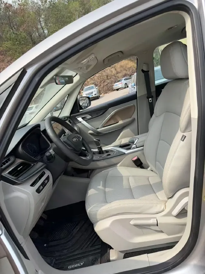 2019 Honda Envix 1.0T 122HP L3 6MT,autocango,china used car exporter,china ev exporter,chinese used car exporter,chinese used ev exporter