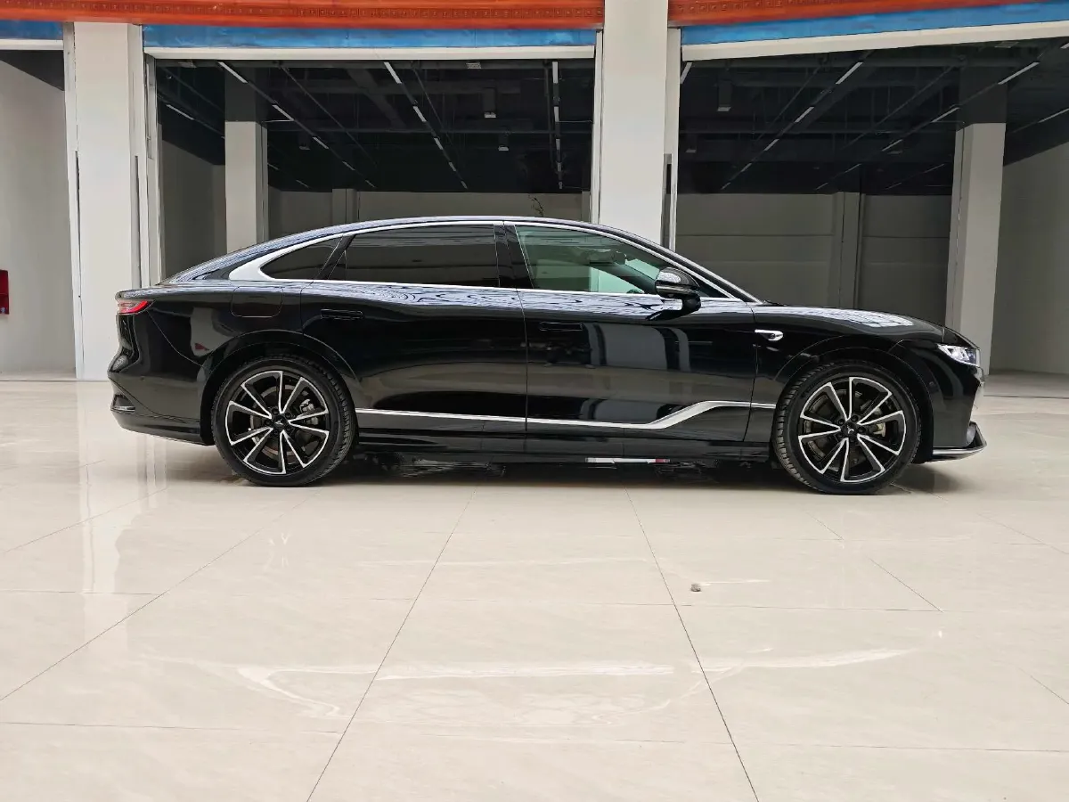 2024 Voyah ZhuiGuang 1.5T 136HP L4 PHEV 43KWH,autocango,china used car exporter,china ev exporter,chinese used car exporter,chinese used ev exporter