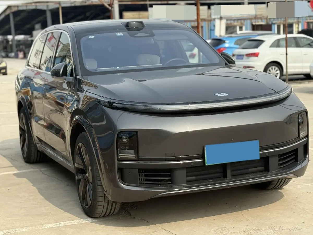 2023 Li L8 Range Extended 154HP REEV 40.9KWH,autocango,china used car exporter,china ev exporter,chinese used car exporter,chinese used ev exporter