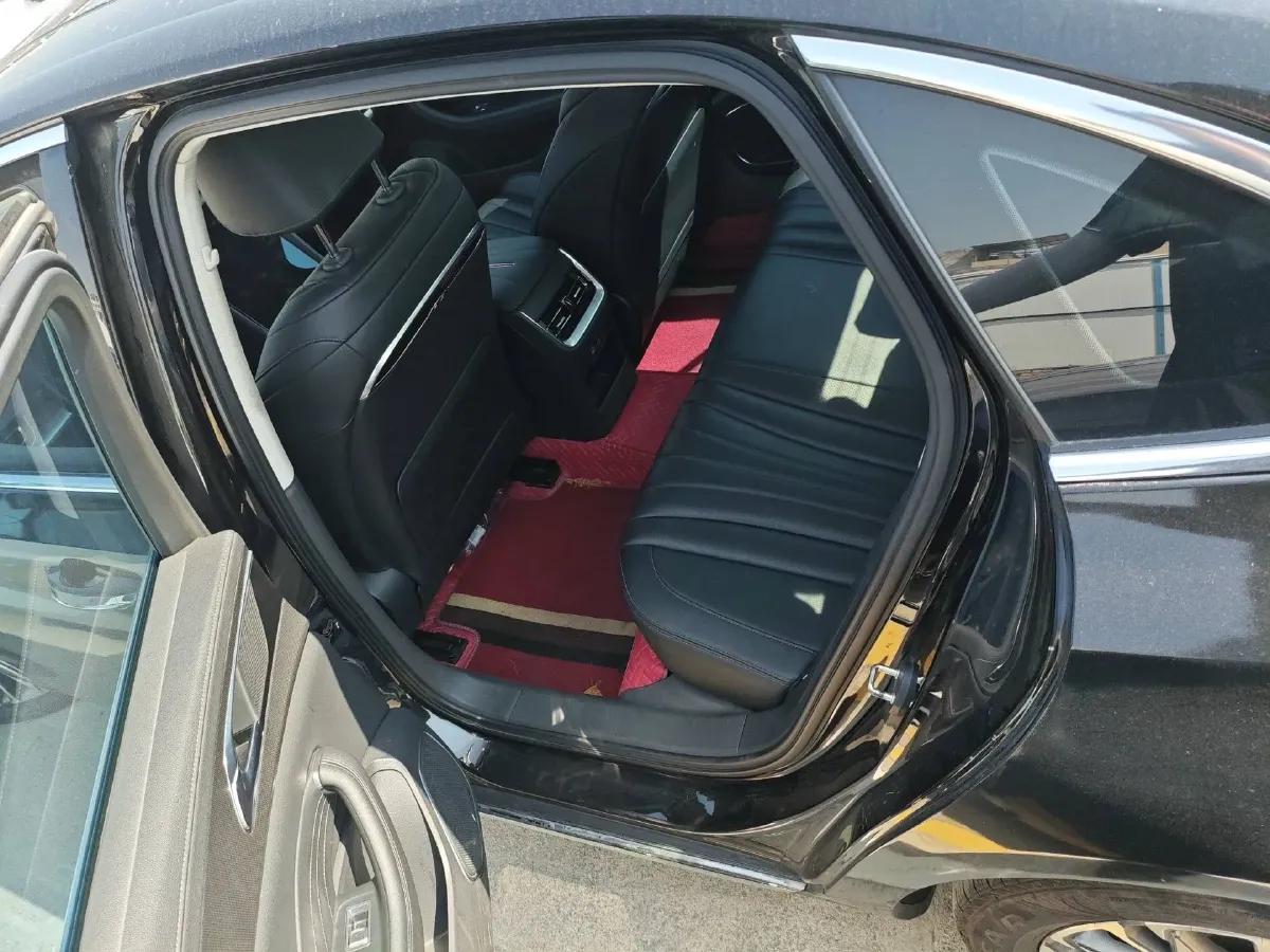 2022 HongQi H5 1.5T 169HP L4 7DCT,autocango,china used car exporter,china ev exporter,chinese used car exporter,chinese used ev exporter