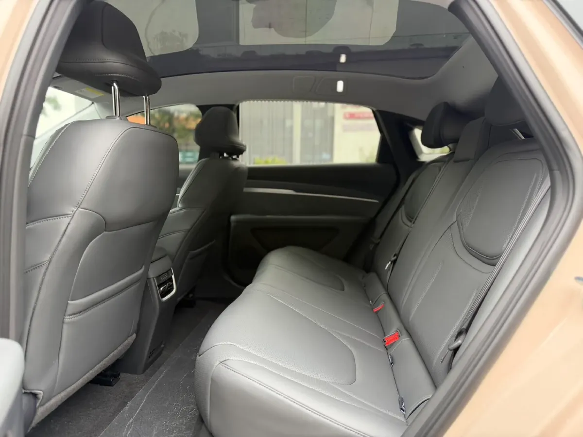 2024 Xpeng MONA M03 BEV 62.2KWH,autocango,china used car exporter,china ev exporter,chinese used car exporter,chinese used ev exporter