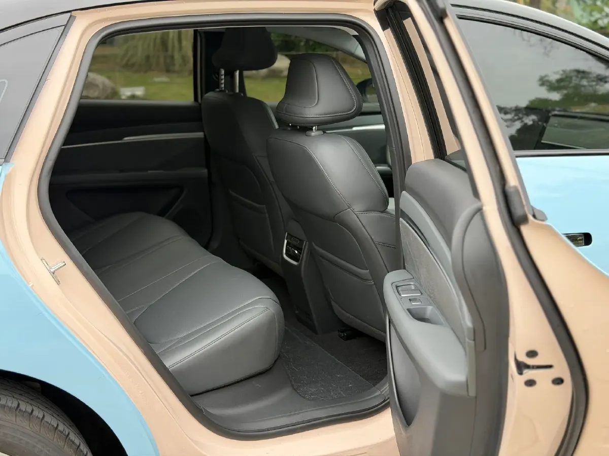 2024 Xpeng MONA M03 BEV 62.2KWH,autocango,china used car exporter,china ev exporter,chinese used car exporter,chinese used ev exporter