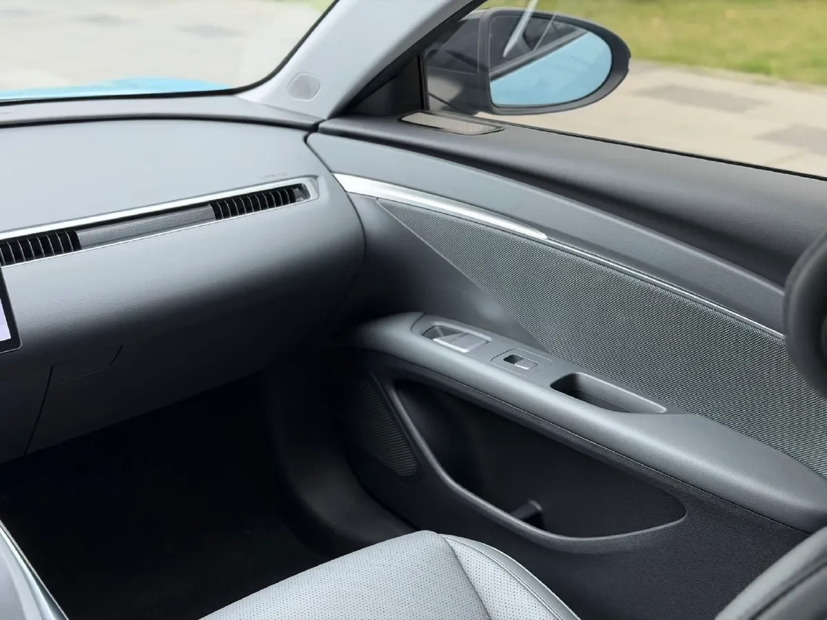 2024 Xpeng MONA M03 BEV 62.2KWH,autocango,china used car exporter,china ev exporter,chinese used car exporter,chinese used ev exporter