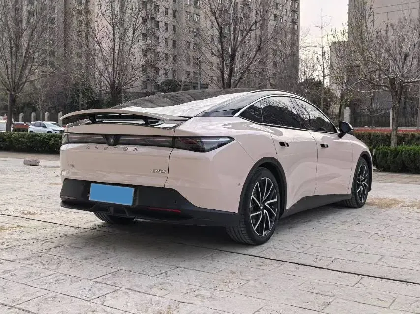 2024 ARCFOX αT5 BEV 79.2KWH,autocango,china used car exporter,china ev exporter,chinese used car exporter,chinese used ev exporter