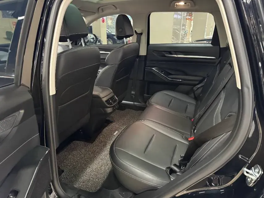 2023 Haval H6 1.5T 154HP L4 2DHT PHEV 9.4KWH,autocango,china used car exporter,china ev exporter,chinese used car exporter,chinese used ev exporter