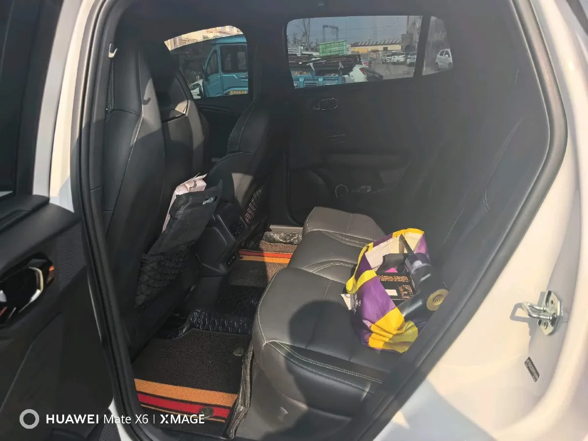 2024 LYNK&CO 06 EM-P 1.5L 120HP L4 3DHT PHEV 19.09KWH,autocango,china used car exporter,china ev exporter,chinese used car exporter,chinese used ev exporter