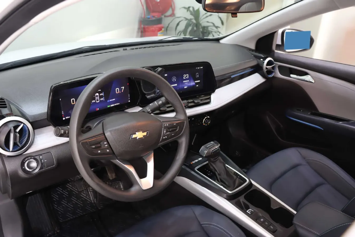 2023 Chevrolet Monza 1.5L 113HP L4 6DCT,autocango,china used car exporter,china ev exporter,chinese used car exporter,chinese used ev exporter