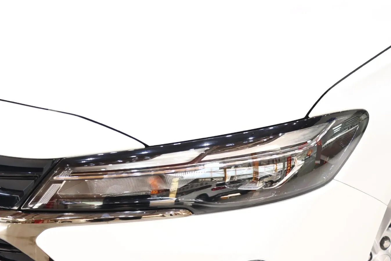 2023 Chevrolet Monza 1.5L 113HP L4 6DCT,autocango,china used car exporter,china ev exporter,chinese used car exporter,chinese used ev exporter