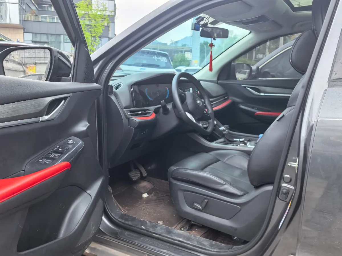 2021 ChangAn CS55 Plus 1.5T 180HP L4 7DCT,autocango,china used car exporter,china ev exporter,chinese used car exporter,chinese used ev exporter