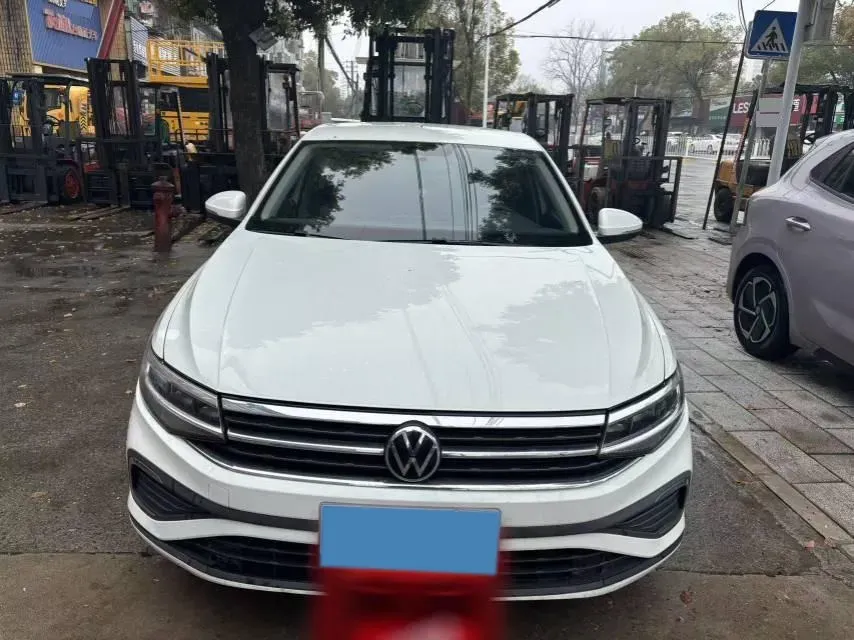 2023 Volkswagen Bora 1.2T 116HP L4 7DCT,autocango,china used car exporter,china ev exporter,chinese used car exporter,chinese used ev exporter