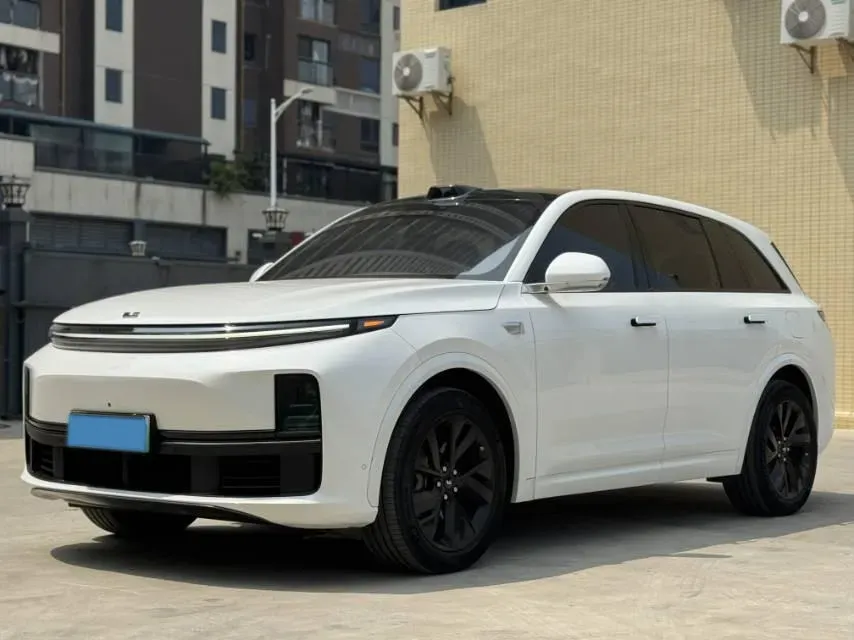 2023 Li L7 Range Extended 154HP REEV 40.9KWH,autocango,china used car exporter,china ev exporter,chinese used car exporter,chinese used ev exporter