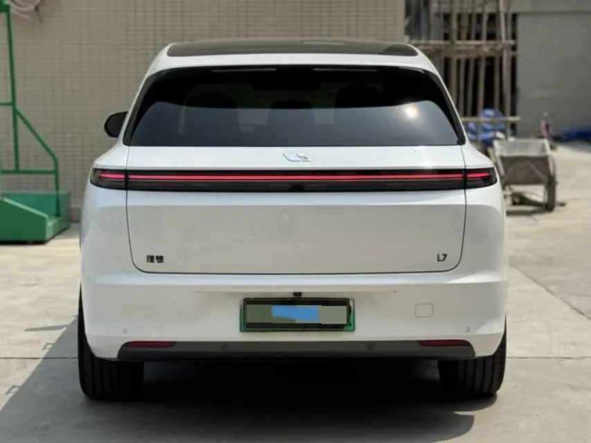 2023 Li L7 Range Extended 154HP REEV 40.9KWH,autocango,china used car exporter,china ev exporter,chinese used car exporter,chinese used ev exporter