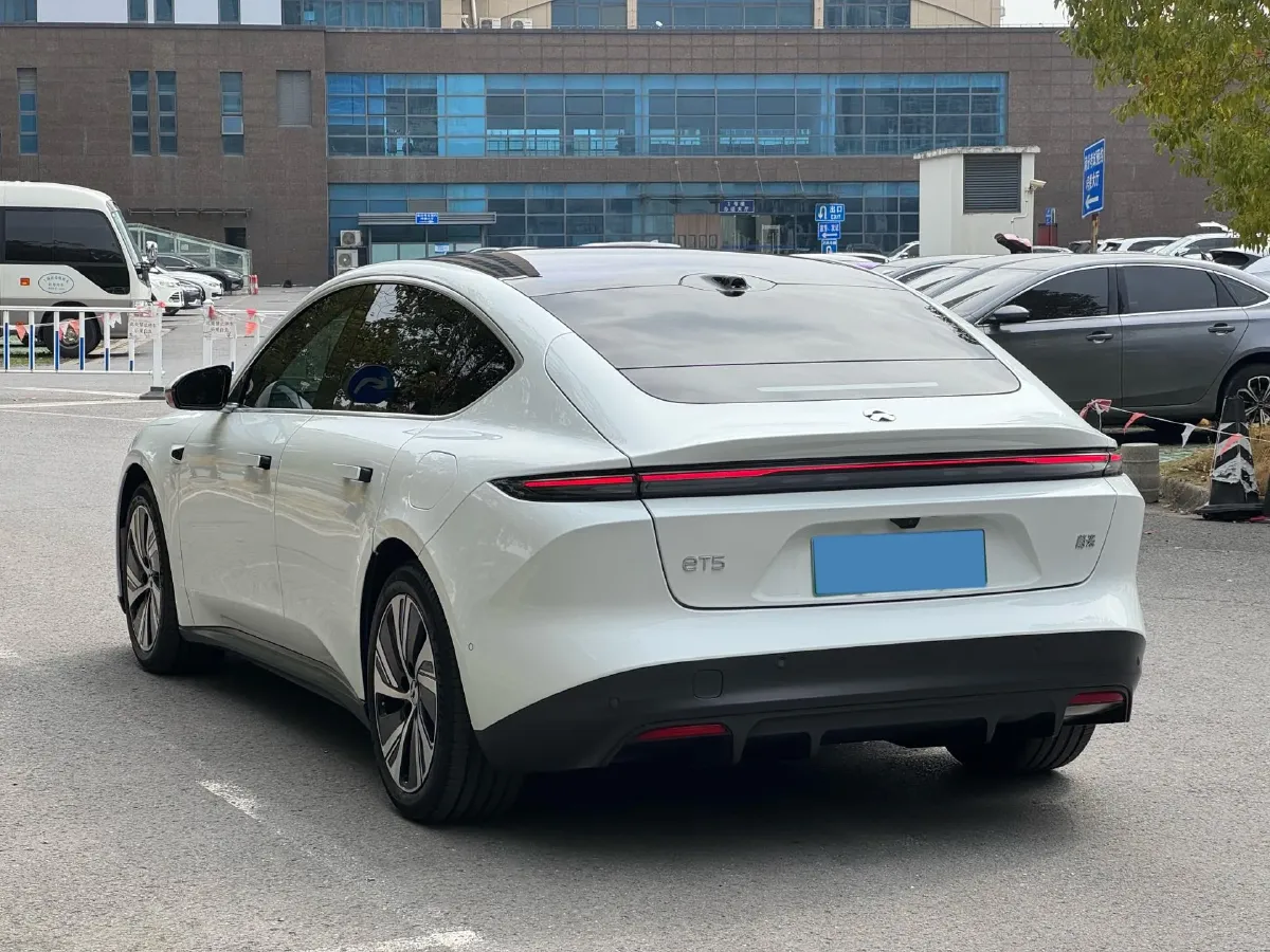 2024 NIO ET5 BEV 75KWH,autocango,china used car exporter,china ev exporter,chinese used car exporter,chinese used ev exporter
