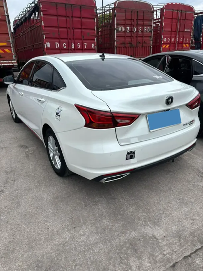 2021 ChangAn Raeton CC 1.5T 180HP L4 7DCT,autocango,china used car exporter,china ev exporter,chinese used car exporter,chinese used ev exporter