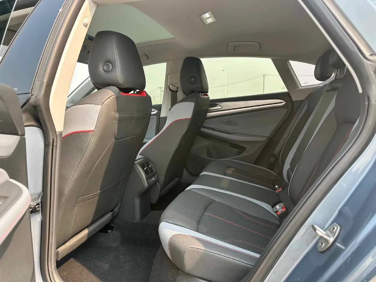 2023 Volkswagen Lamando 1.4T 150HP L4 7DCT,autocango,china used car exporter,china ev exporter,chinese used car exporter,chinese used ev exporter