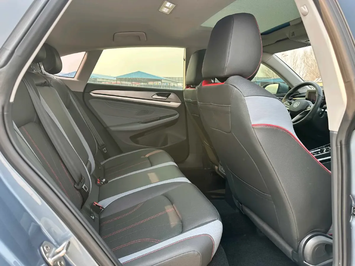 2023 Volkswagen Lamando 1.4T 150HP L4 7DCT,autocango,china used car exporter,china ev exporter,chinese used car exporter,chinese used ev exporter