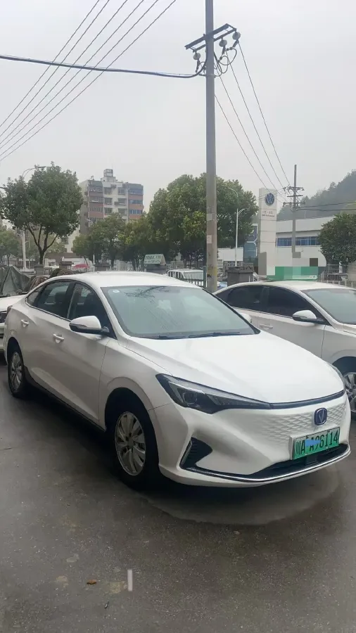 2022 ChangAn Eado BEV 47.78KWH,autocango,china used car exporter,china ev exporter,chinese used car exporter,chinese used ev exporter