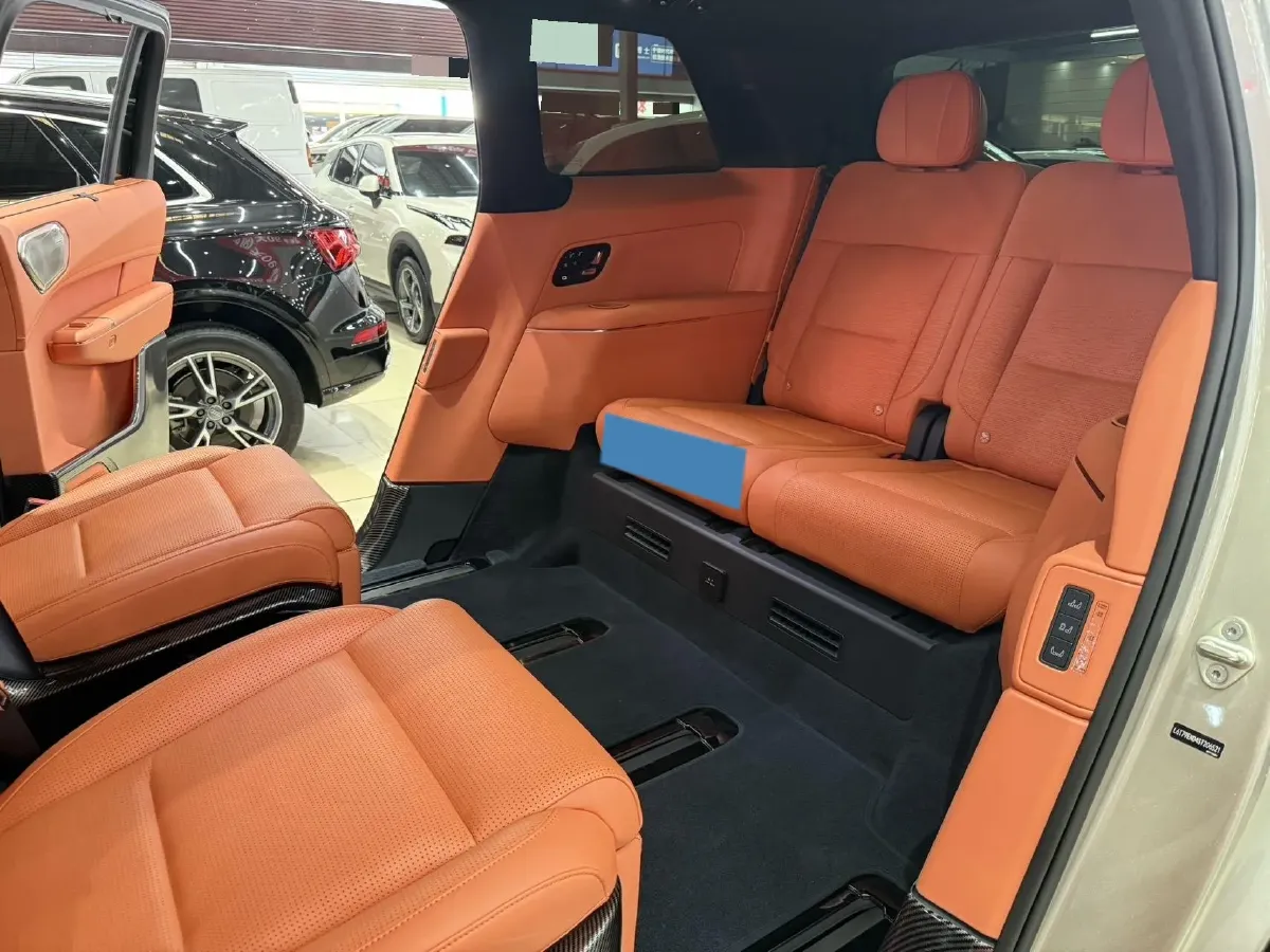 2025 LYNK&CO 900 2.0T 254HP L4 3DHT PHEV,autocango,china used car exporter,china ev exporter,chinese used car exporter,chinese used ev exporter