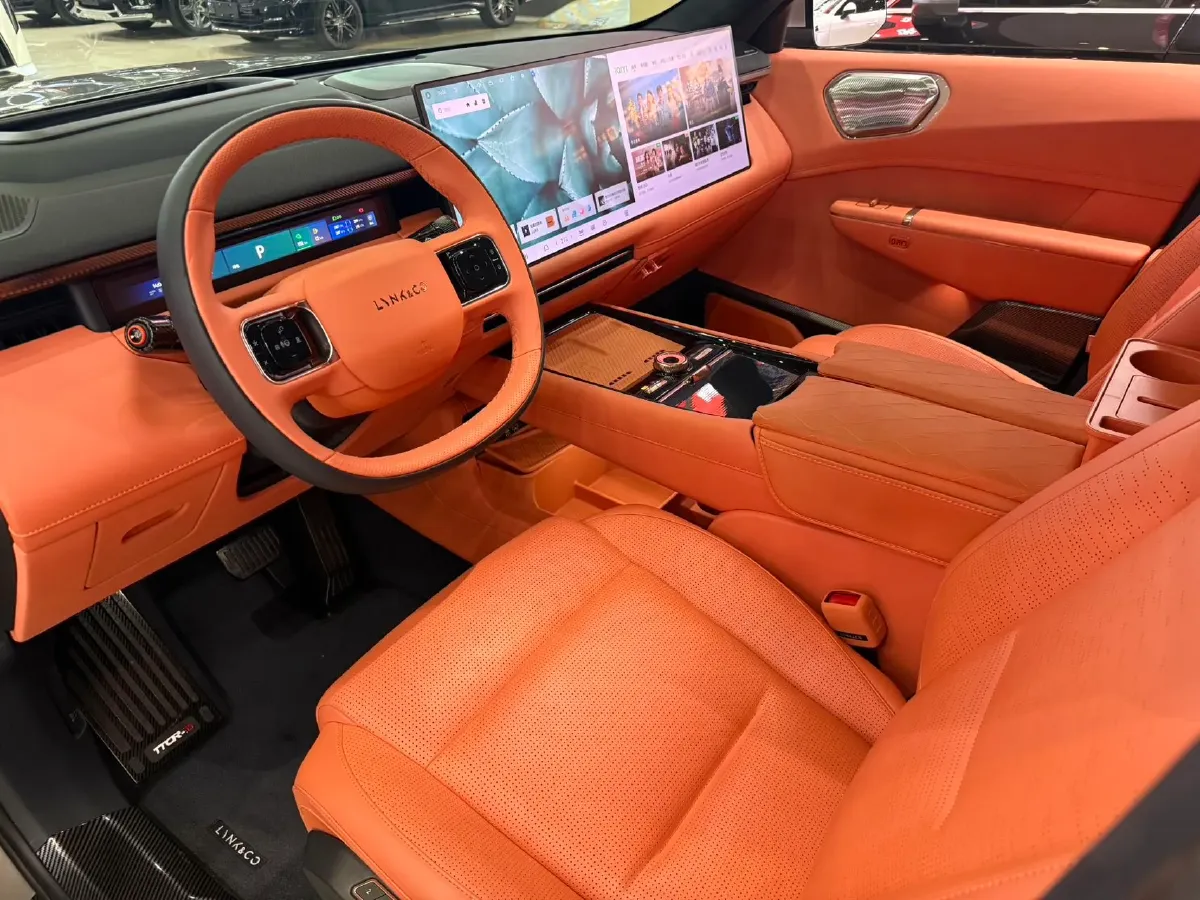 2025 LYNK&CO 900 2.0T 254HP L4 3DHT PHEV,autocango,china used car exporter,china ev exporter,chinese used car exporter,chinese used ev exporter