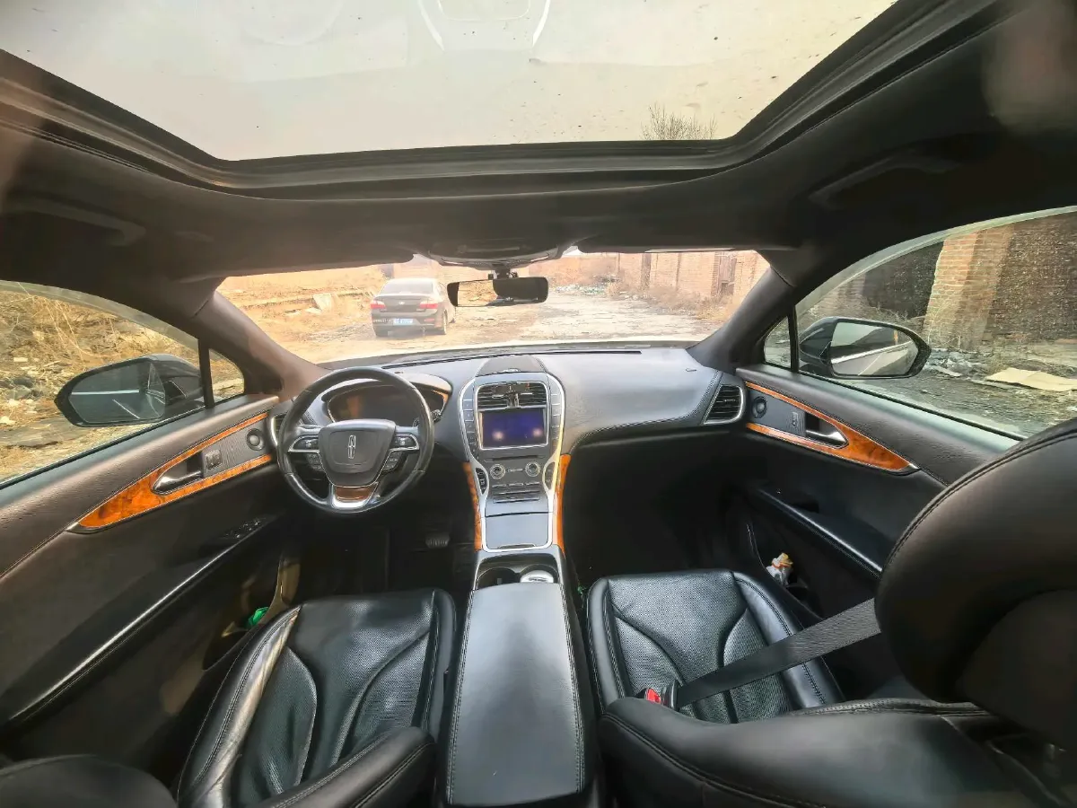 2019 Lincoln Nautilus 2.0T 235HP L4 8AT,autocango,china used car exporter,china ev exporter,chinese used car exporter,chinese used ev exporter