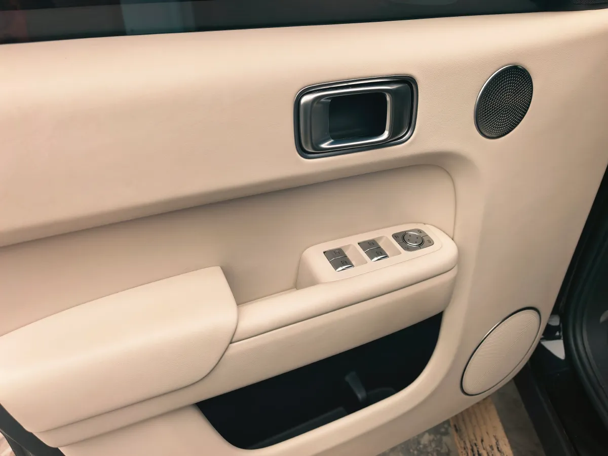 2024 Li L9 Range Extended 154HP REEV 52.3KWH,autocango,china used car exporter,china ev exporter,chinese used car exporter,chinese used ev exporter