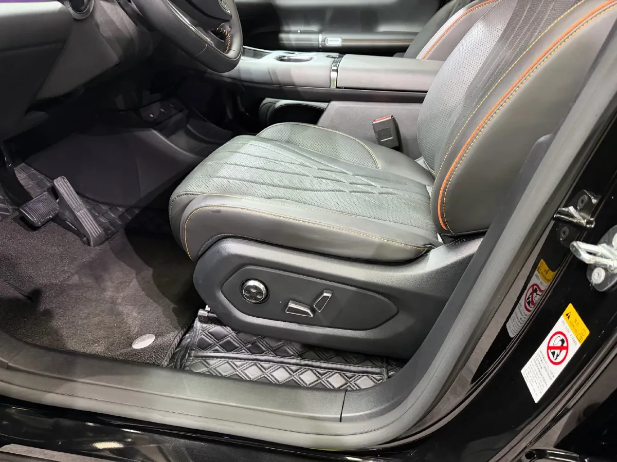 2025 ChangAn QiYuan Q07 1.5L 98HP L4 E-CVT PHEV,autocango,china used car exporter,china ev exporter,chinese used car exporter,chinese used ev exporter