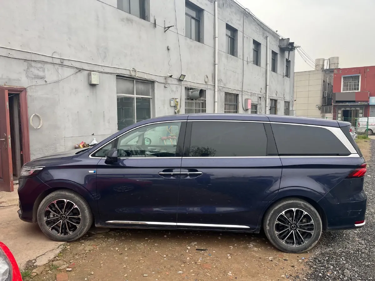 2021 Roewe iMAX8 2.0T 234HP L4 8AT,autocango,china used car exporter,china ev exporter,chinese used car exporter,chinese used ev exporter