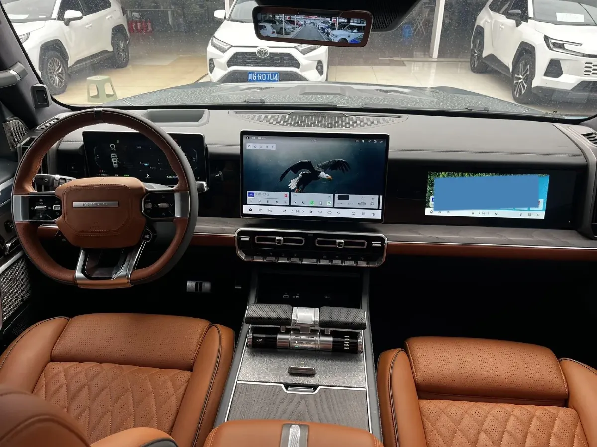 2023 M Hero 917 REEV 197HP 2AT REEV 65.8KWH,autocango,china used car exporter,china ev exporter,chinese used car exporter,chinese used ev exporter