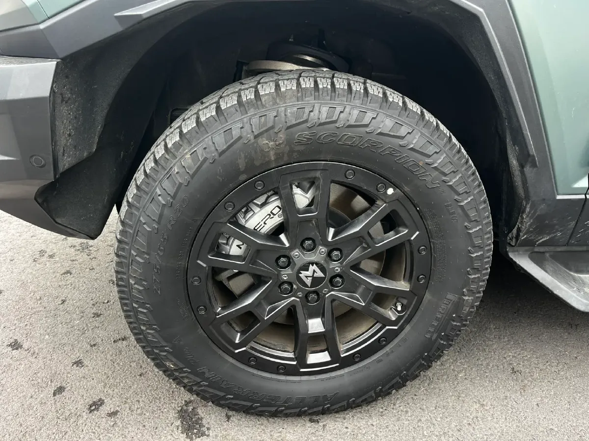 2023 M Hero 917 REEV 197HP 2AT REEV 65.8KWH,autocango,china used car exporter,china ev exporter,chinese used car exporter,chinese used ev exporter